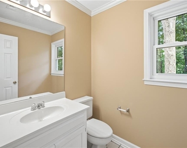 5525 Hampstead Way - Photo Thumbnail 45