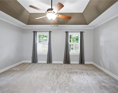 5525 Hampstead Way - Photo Thumbnail 32