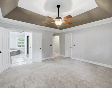 5525 Hampstead Way - Photo Thumbnail 33