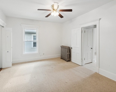 807 Greenleaf Street - Photo Thumbnail 5