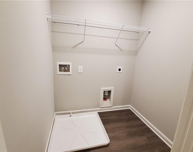 2708 Morgan Creek Drive - Photo Thumbnail 11
