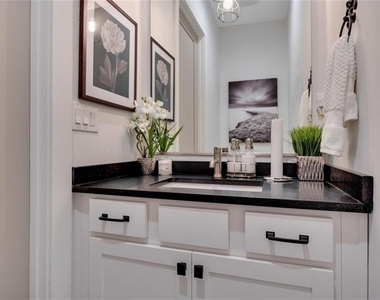 115 Central Avenue - Photo Thumbnail 10