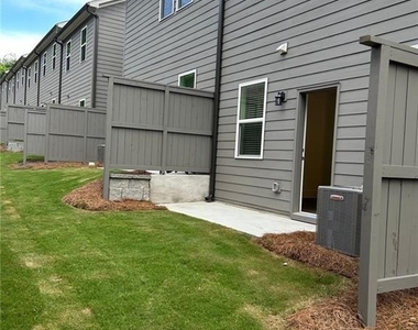 1708 Gunnin Trace Nw - Photo Thumbnail 4