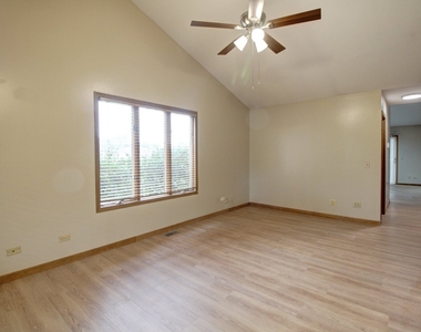 1324 Post Oak Court - Photo Thumbnail 1