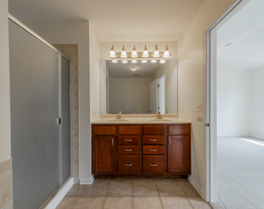 1226 Bradley Circle - Photo Thumbnail 18