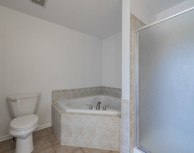 1226 Bradley Circle - Photo Thumbnail 20
