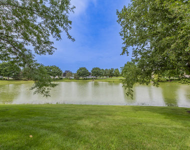 1226 Bradley Circle - Photo Thumbnail 33