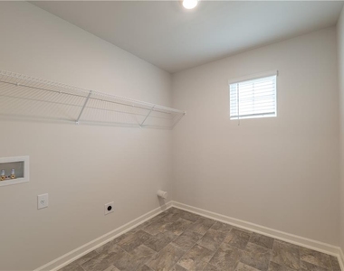74 Grove Springs Court Se - Photo Thumbnail 20