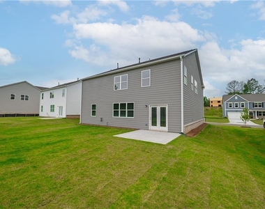 74 Grove Springs Court Se - Photo Thumbnail 37