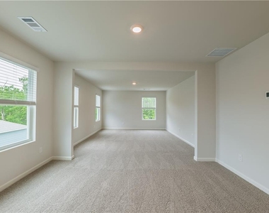 74 Grove Springs Court Se - Photo Thumbnail 21