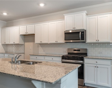 74 Grove Springs Court Se - Photo Thumbnail 4