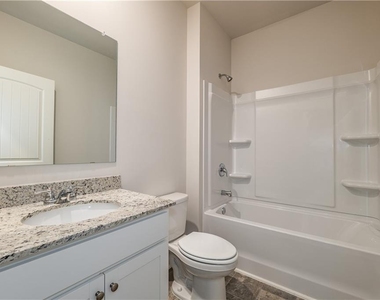 74 Grove Springs Court Se - Photo Thumbnail 14