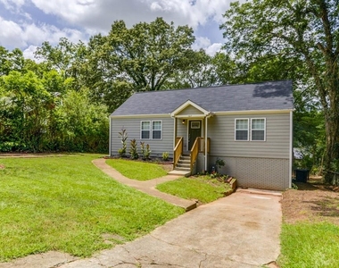567 Ashburton Avenue - Photo Thumbnail 20