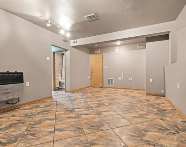2202 Mulberry Road - Photo Thumbnail 13