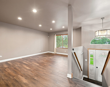 2202 Mulberry Road - Photo Thumbnail 1