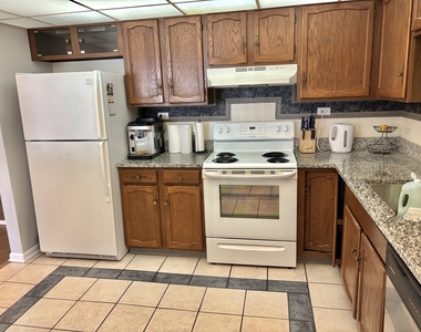 375 Plum Creek Drive - Photo Thumbnail 11