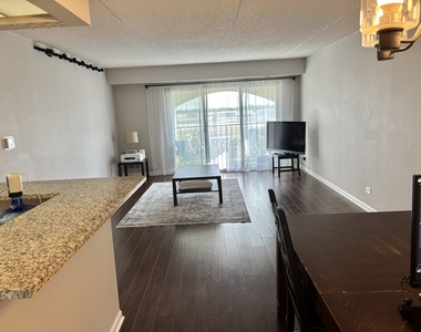 375 Plum Creek Drive - Photo Thumbnail 14
