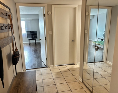 375 Plum Creek Drive - Photo Thumbnail 8