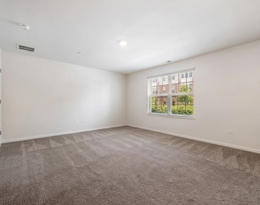 2961 Reflection Drive - Photo Thumbnail 4