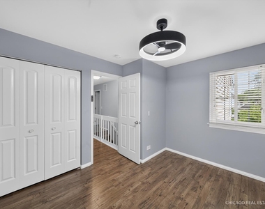 152 Brittany Drive - Photo Thumbnail 12