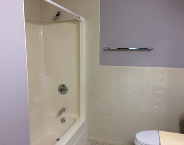 4709 Yender Avenue - Photo Thumbnail 9