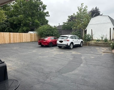209 W Maple Avenue - Photo Thumbnail 18