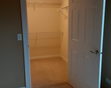 6675 S Cass Avenue - Photo Thumbnail 6