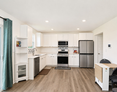 101 Fieldcrest Avenue - Photo Thumbnail 6