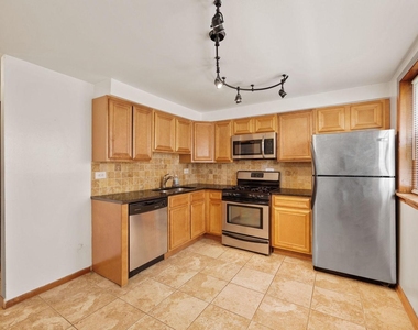 8440 W 95th Street - Photo Thumbnail 5