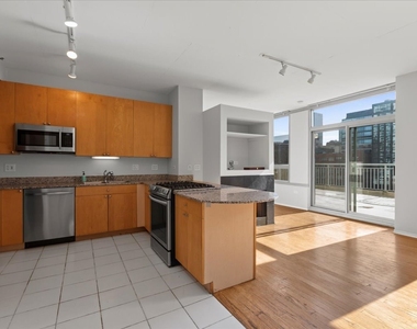 701 S Wells Street - Photo Thumbnail 1