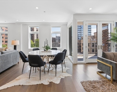 434 W Melrose Street - Photo Thumbnail 6