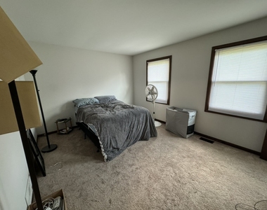 1013 E Benton Avenue - Photo Thumbnail 8
