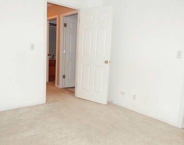 5612 Wildspring Drive - Photo Thumbnail 14
