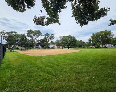 336 E Orchard Street - Photo Thumbnail 26