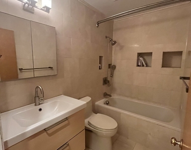 3s572 Haylett Avenue - Photo Thumbnail 6