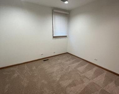 3s572 Haylett Avenue - Photo Thumbnail 16