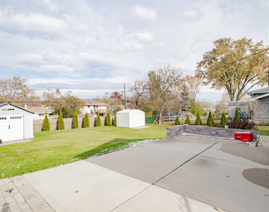 720 Durham Lane - Photo Thumbnail 28
