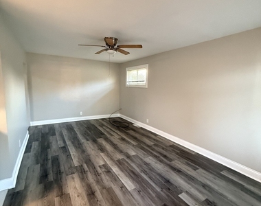 17002 Greenbay Avenue - Photo Thumbnail 3
