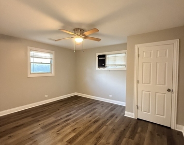 17002 Greenbay Avenue - Photo Thumbnail 7