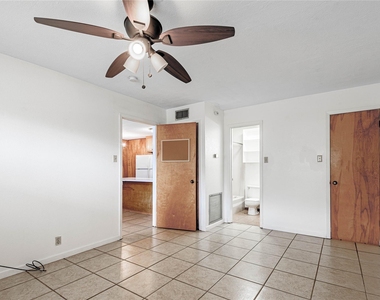 120 Mcadams Lane - Photo Thumbnail 11