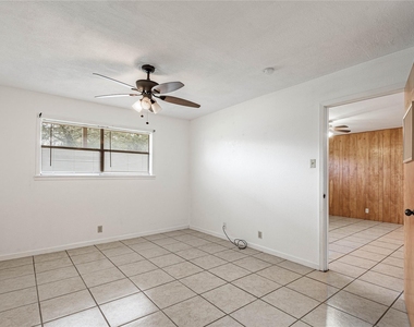 120 Mcadams Lane - Photo Thumbnail 12