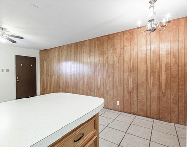 120 Mcadams Lane - Photo Thumbnail 8