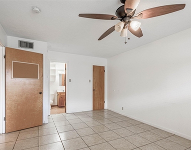 120 Mcadams Lane - Photo Thumbnail 10