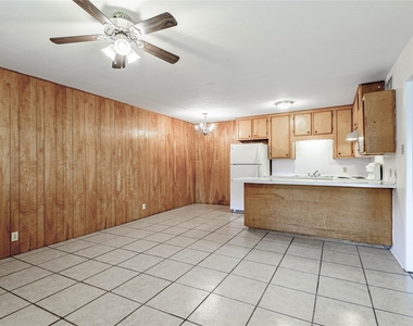 120 Mcadams Lane - Photo Thumbnail 4