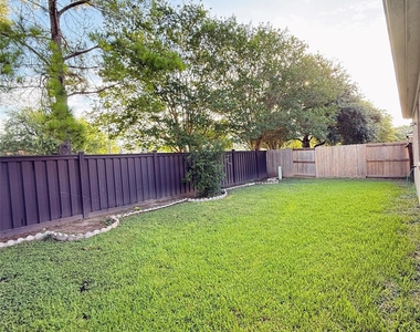 19130 Clevera Walk Lane - Photo Thumbnail 25
