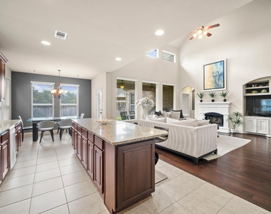 58 W Canyon Wren Circle - Photo Thumbnail 24
