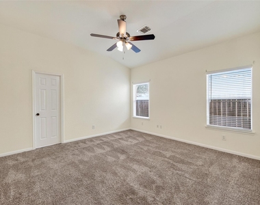 25211 Sierra Woods Lane - Photo Thumbnail 28