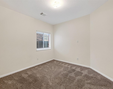 25211 Sierra Woods Lane - Photo Thumbnail 23
