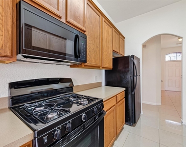 25211 Sierra Woods Lane - Photo Thumbnail 16