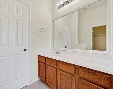 25211 Sierra Woods Lane - Photo Thumbnail 33